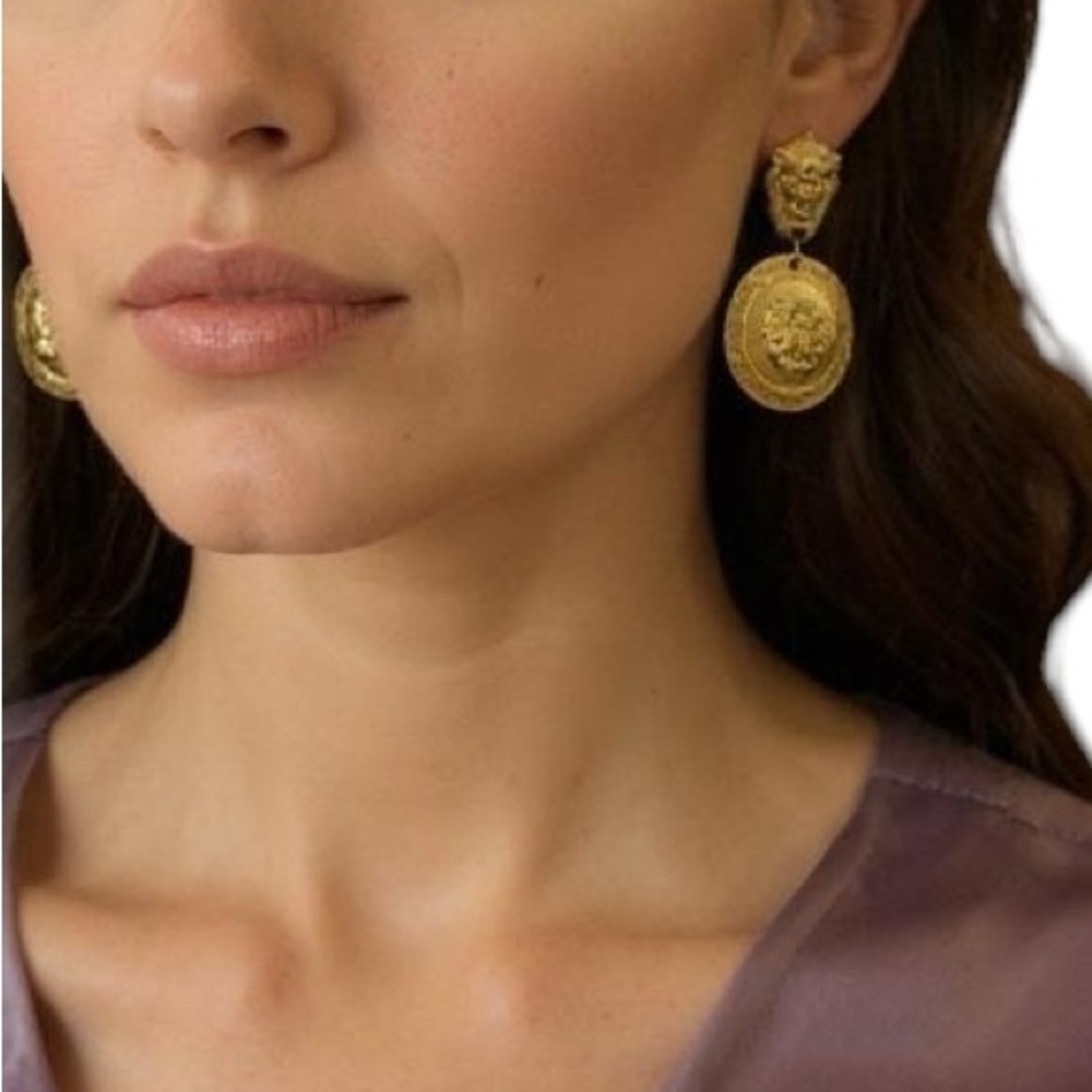 LION HEAD Dangly Gold Tone Button Earrings